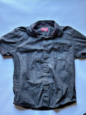 Consequence Boys’ Paisley Button-Up in Black & Gray Like New 10/12